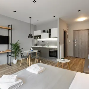 https://sts-eight-61.hotels-of-thessaloniki.com